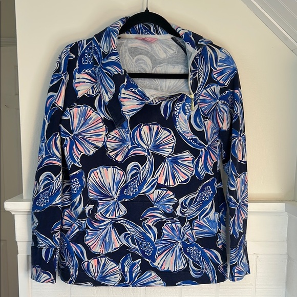 Lilly Pulitzer Booker Popover UPF 50 in Reel Life Dark Navy size Small - Picture 1 of 14